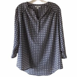 dressbarn | Medallion V-Neck Blouse | L
